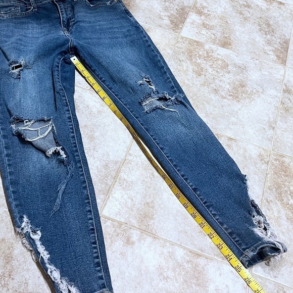 We The Free People Distressed Skinny Ankle Crop High Rise Jeans Size 30 Blue - Picture 8 of 11